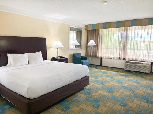 hotel sonohotel idrive district