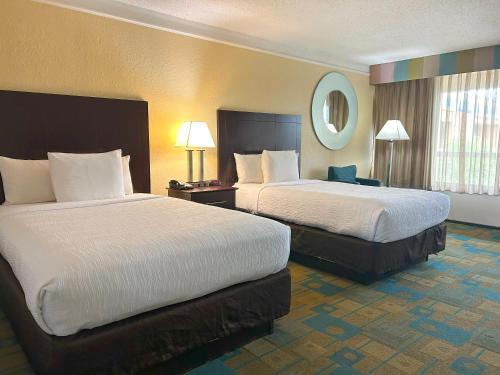 hotel sonohotel idrive district