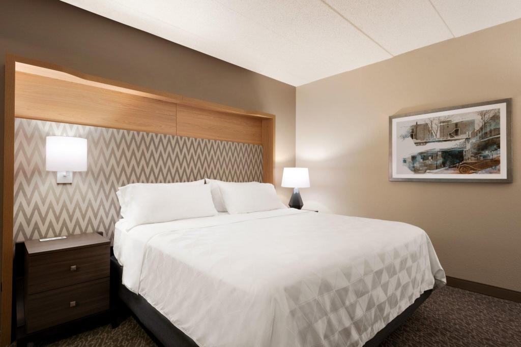 holiday inn hotel and suites council bluffs i 29 by ihg