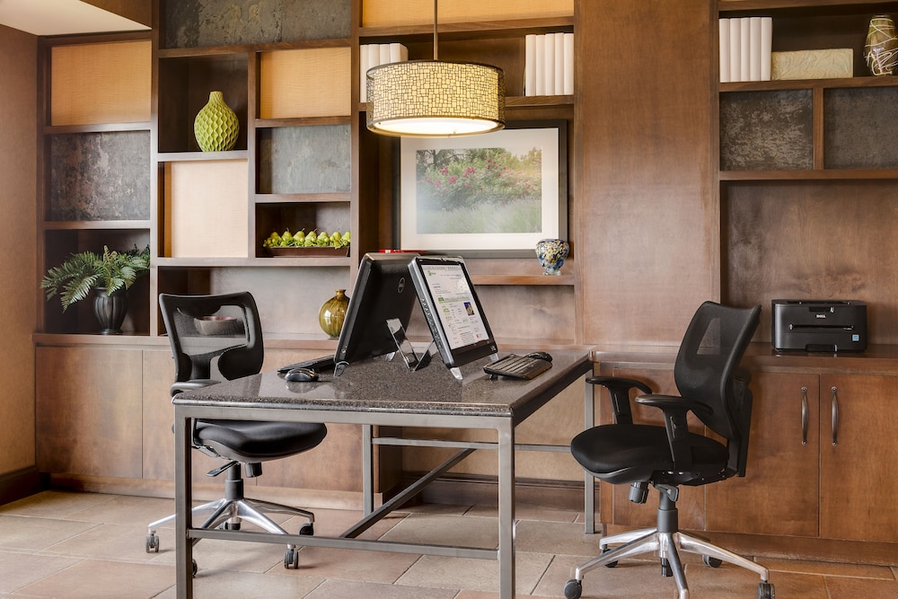 holiday inn hotel and suites council bluffs i 29 by ihg