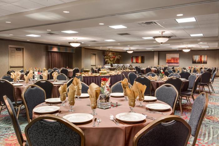 holiday inn hotel and suites council bluffs i 29 by ihg