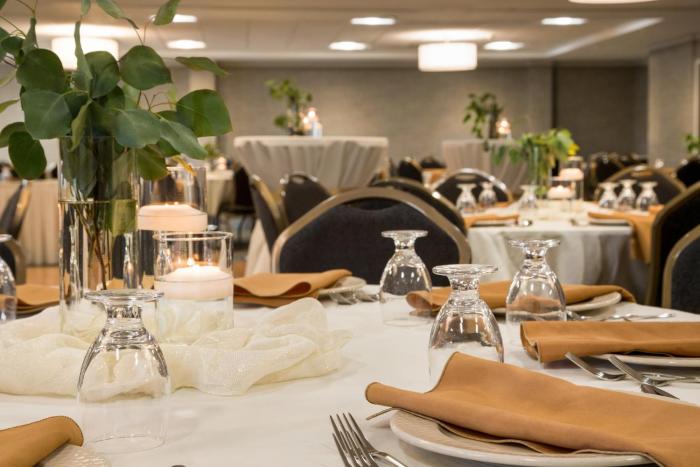 holiday inn hotel and suites council bluffs i 29 by ihg