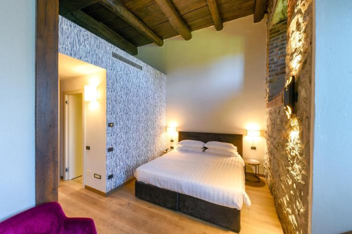 relais and spa castello di casiglio