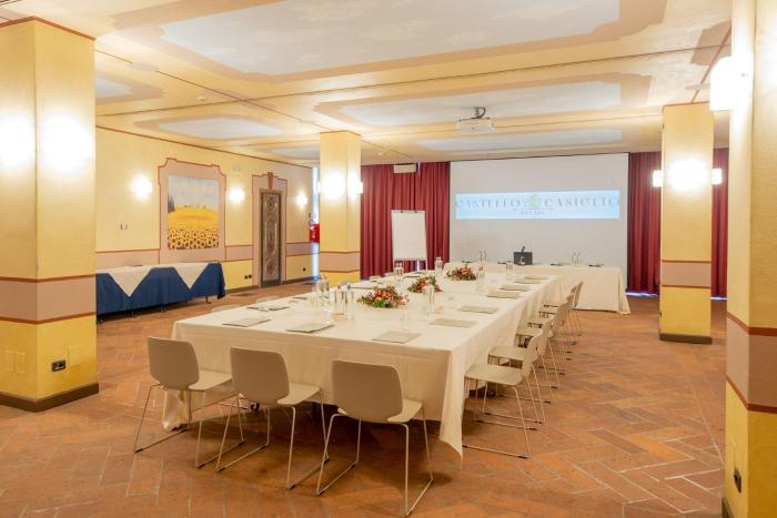 relais and spa castello di casiglio