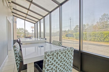 regency inn and suites