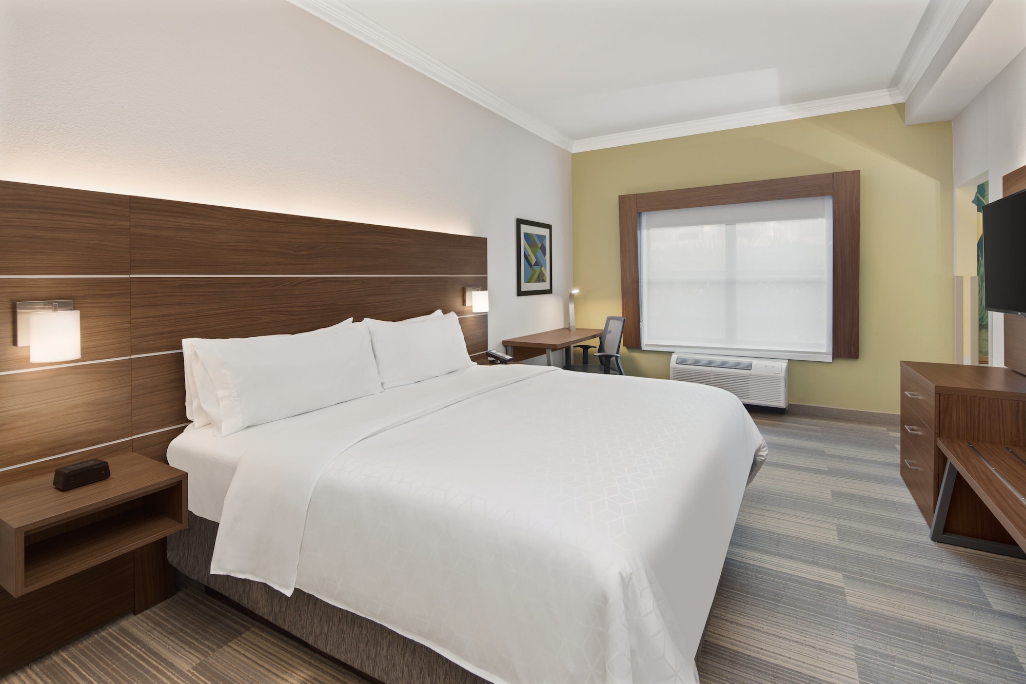 holiday inn express and suites byron by ihg