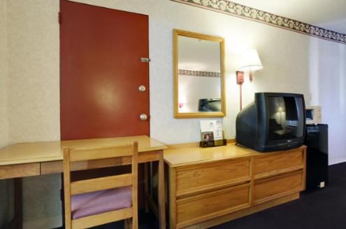 americas best value inn and suites macon at eisenhower parkway