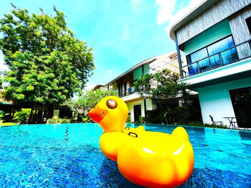 zandz resort