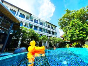 zandz resort