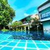 zandz resort