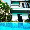 zandz resort