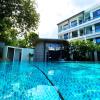 zandz resort