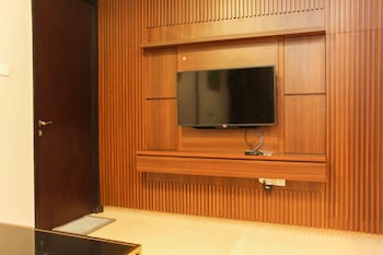 nice and enjoy 1br at sudirman suites apartment