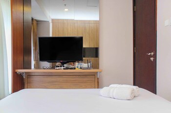 Nice And Enjoy 1Br At Sudirman Suites Apartment,,0 star