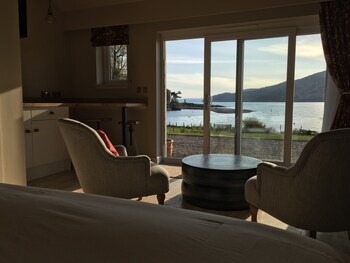 kirkton bay house bed and breakfast