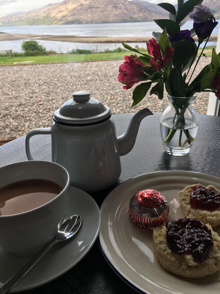 kirkton bay house bed and breakfast