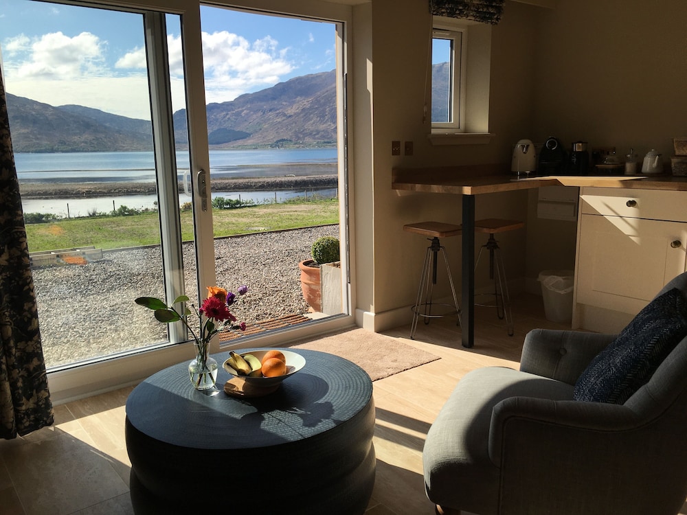 kirkton bay house bed and breakfast