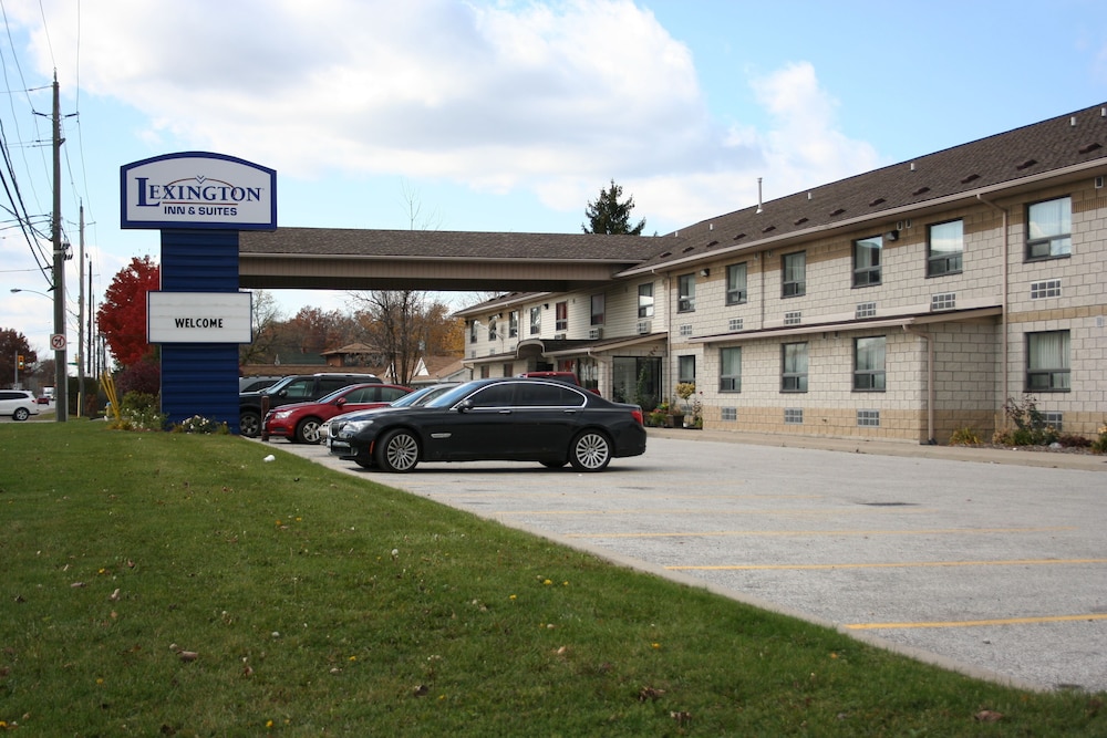 lexington inn and suites windsor
