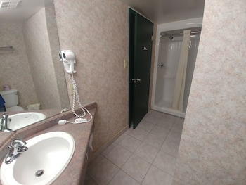 lexington inn and suites windsor