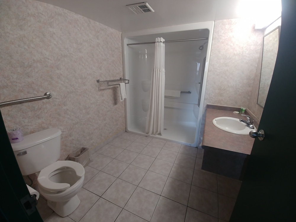 lexington inn and suites windsor