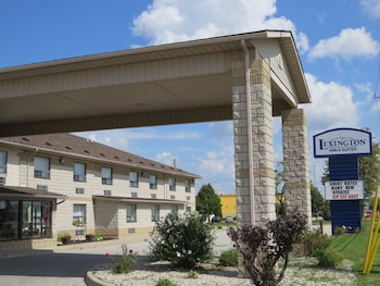 lexington inn and suites windsor