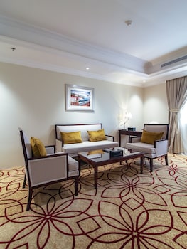 lotaz hotel