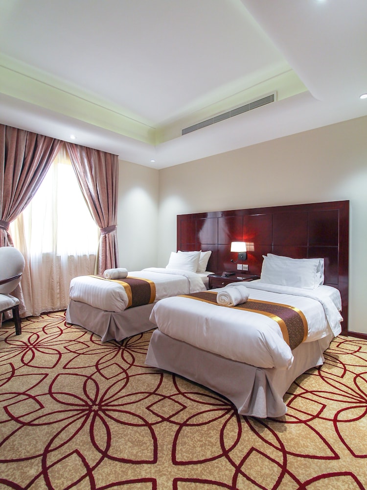 lotaz hotel