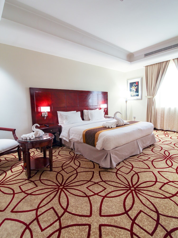lotaz hotel