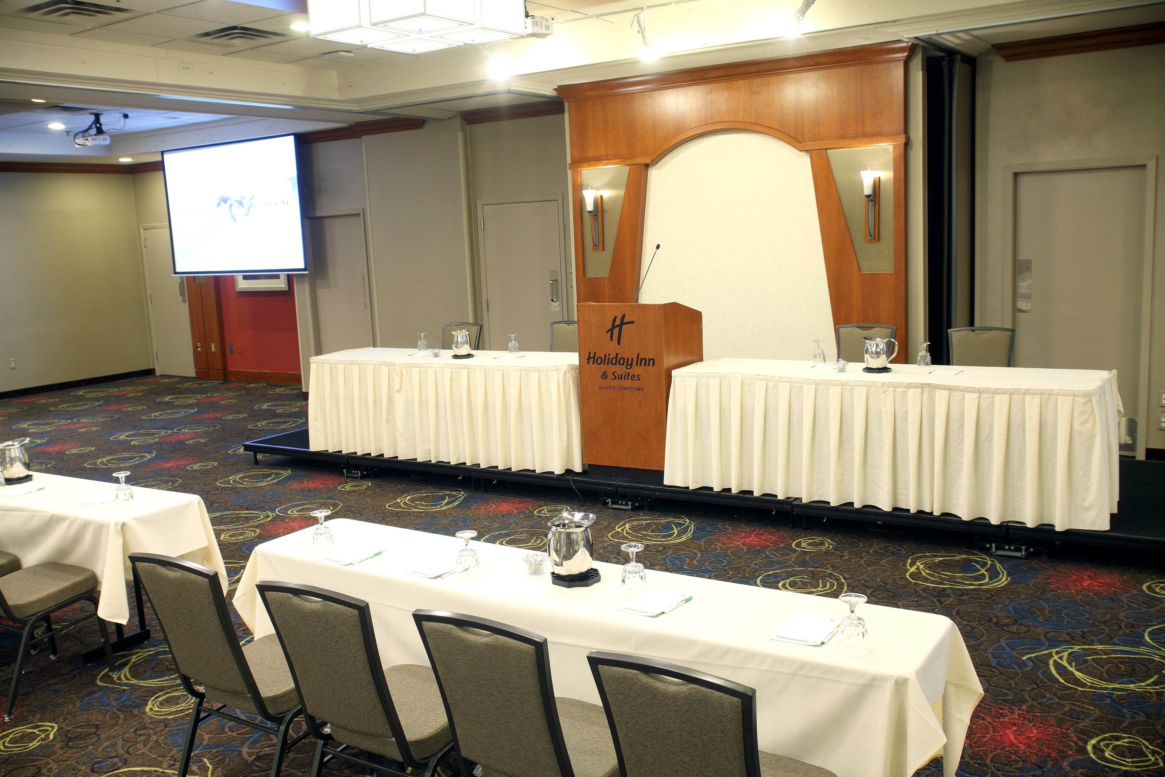 holiday inn and suites duluth downtown by ihg