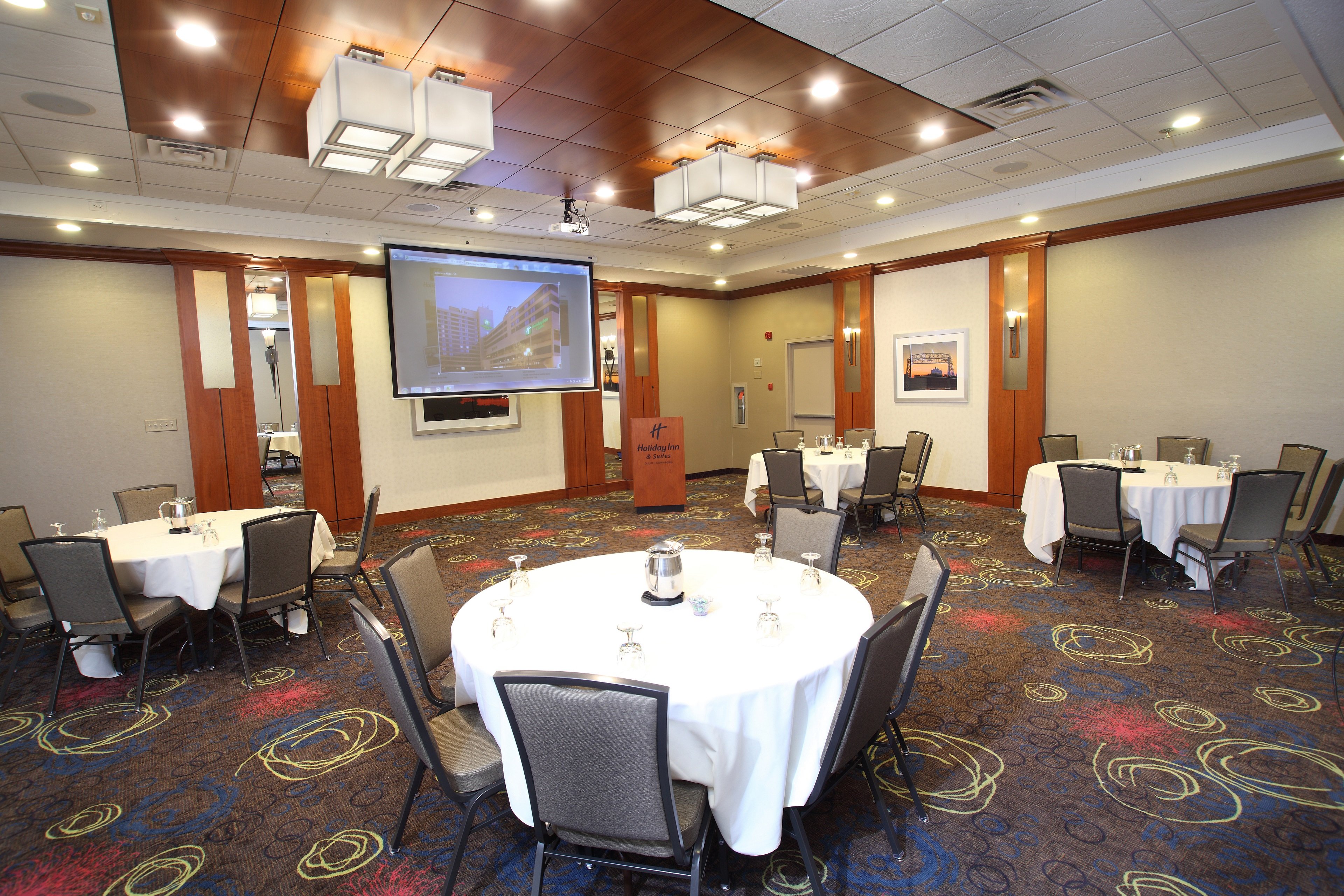 holiday inn and suites duluth downtown by ihg