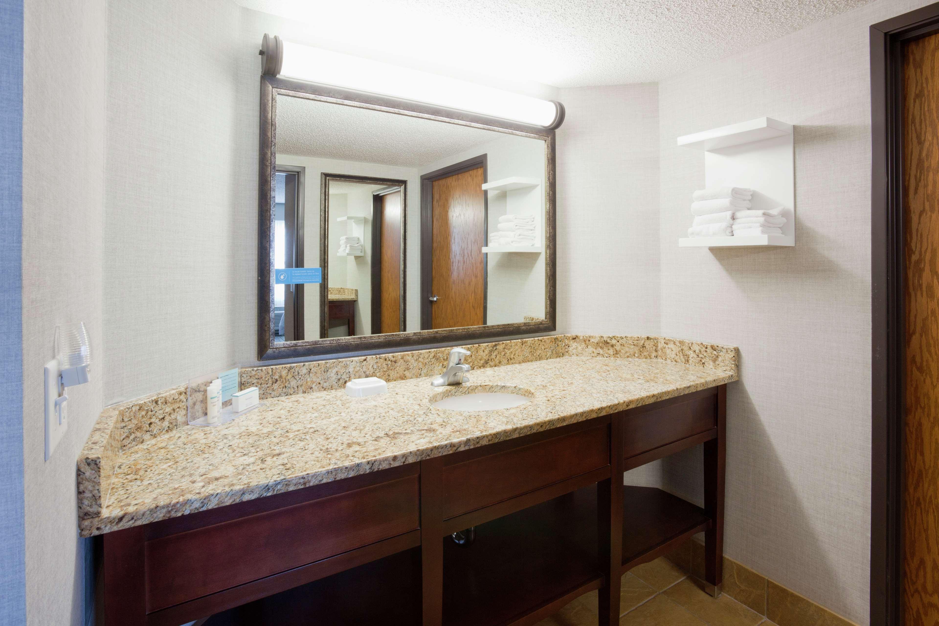 hampton inn duluth canal park