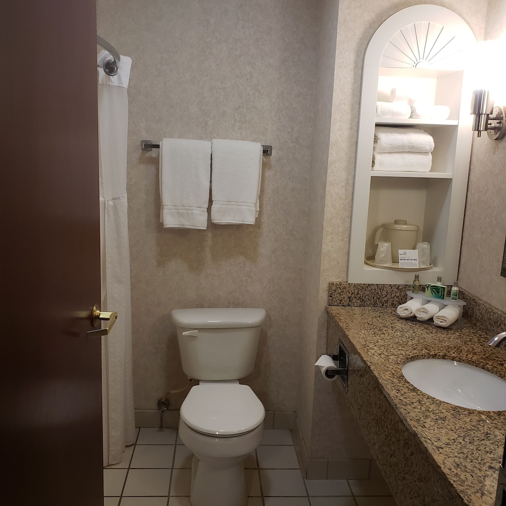 holiday inn express grove city by ihg