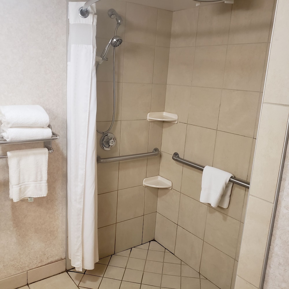 holiday inn express grove city by ihg