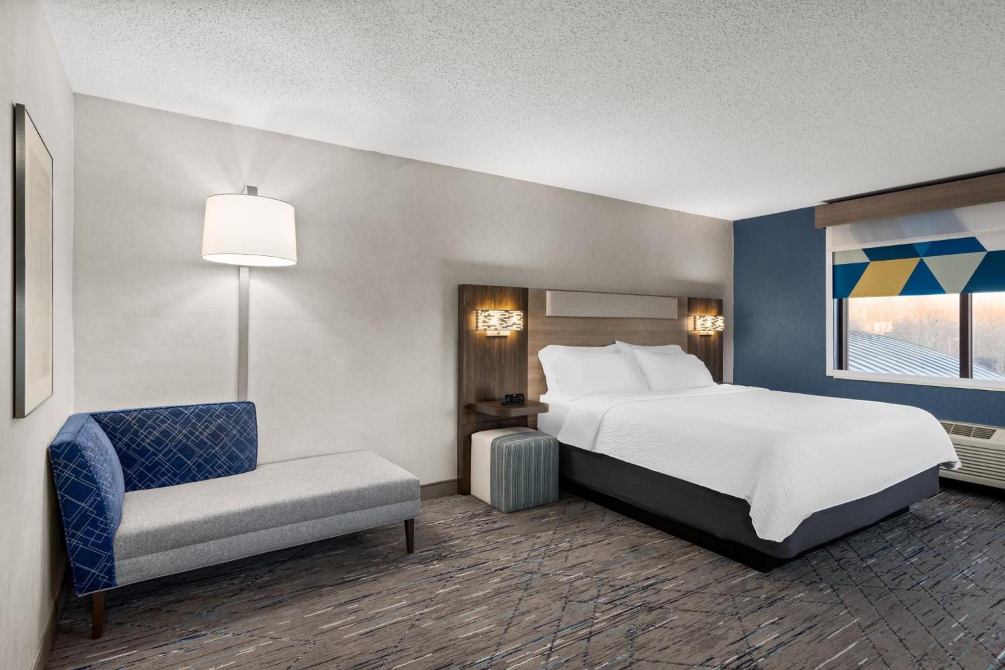 holiday inn express grove city by ihg