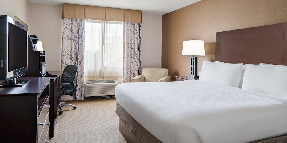 holiday inn express grove city by ihg