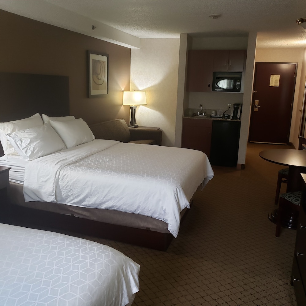 holiday inn express grove city by ihg