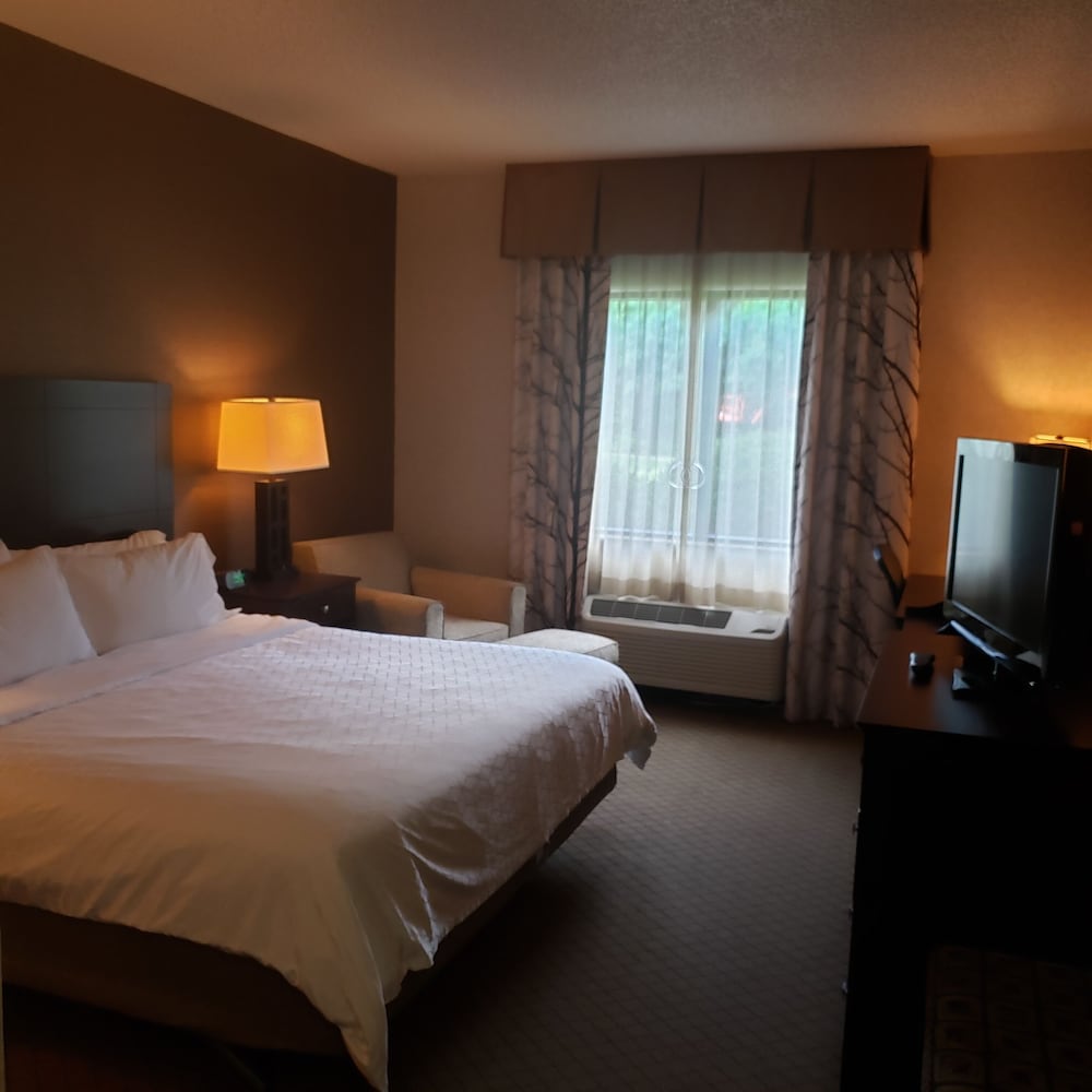 holiday inn express grove city by ihg