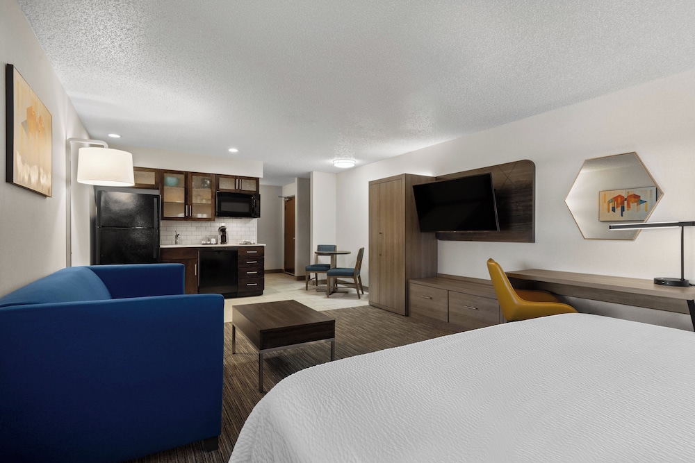 holiday inn express grove city by ihg