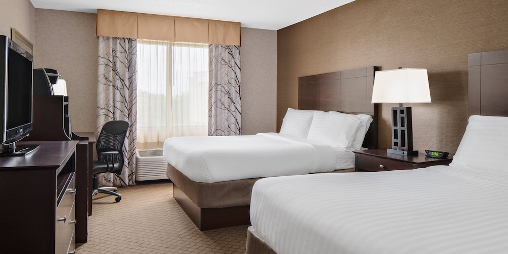 holiday inn express grove city by ihg