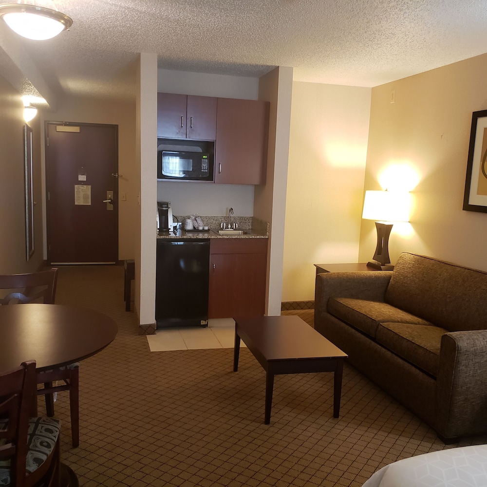 holiday inn express grove city by ihg
