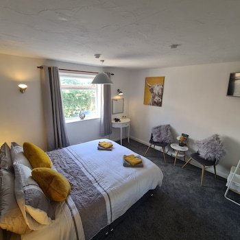 the coach house rooms
