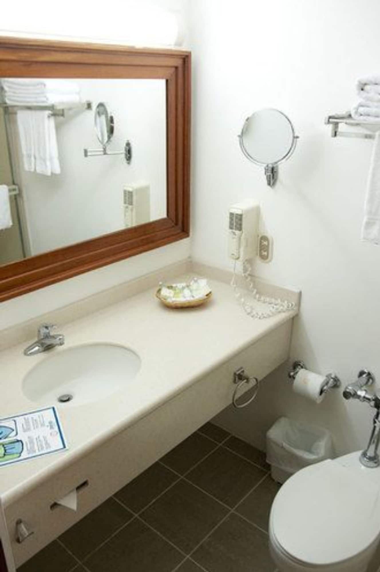 hotel globales camino real managua