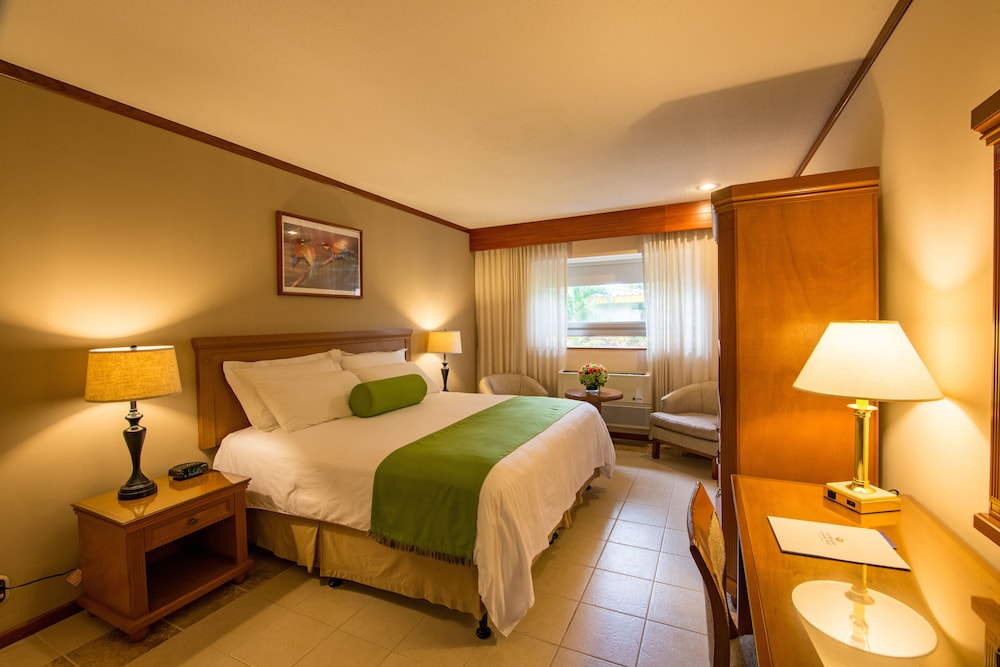 hotel globales camino real managua