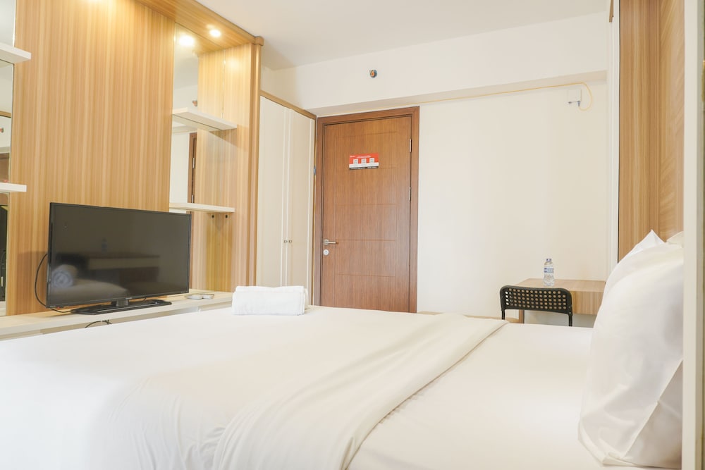 nice and cozy studio at cinere resort apartment