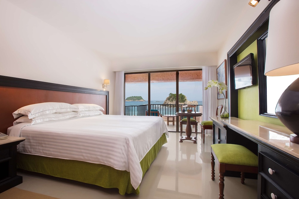 barcelo huatulco