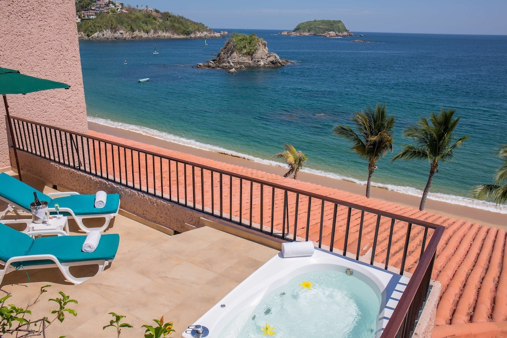 barcelo huatulco