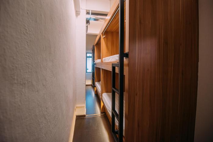 bluewaters pods 38 hongkong st