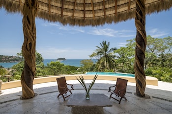 santa maria huatulco