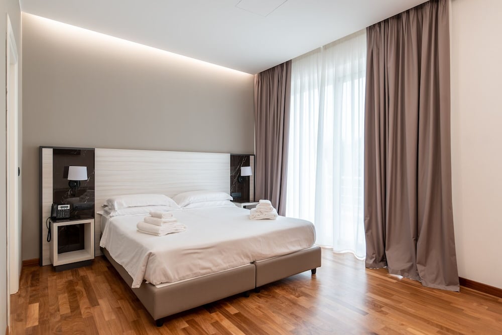 sestante marina motel