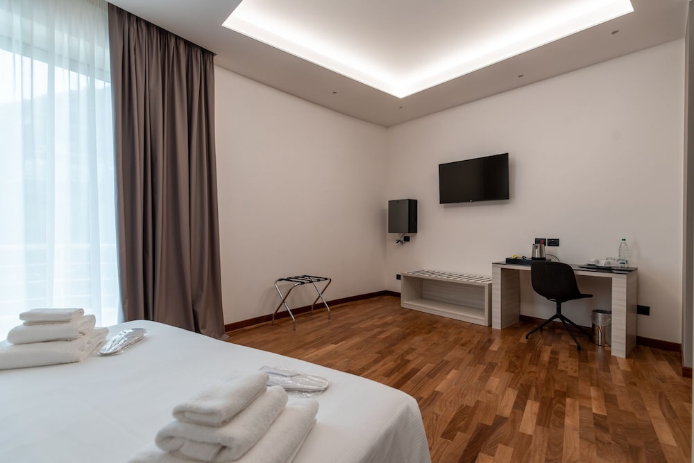 sestante marina motel